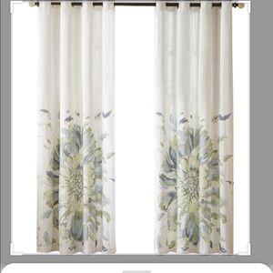Semi-sheer curtains